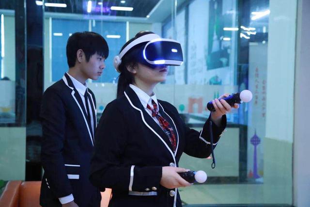 世界“新”看法，VR技术赋能新未来
